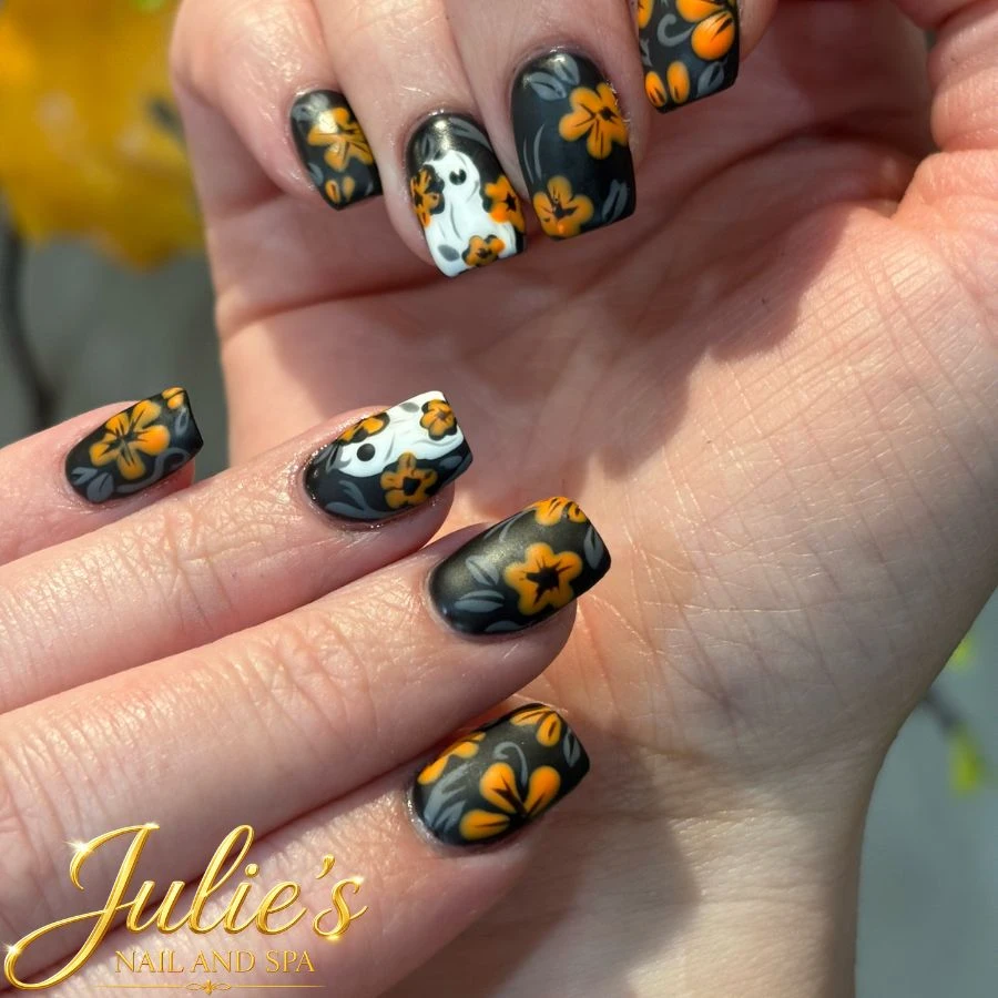 Nail Oct 20